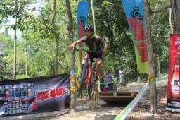 Los ciclistas pudieron disfrutar de una pista bien elaborada y demostraron todas sus habilidades para conquistar los primeros lugares.