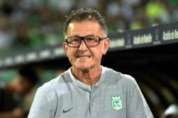 Juan Carlo Osorio se mostró solidario con la crisis en el fútbol colombiano por coronavirus y renunció a su salario en Atlético Nacional.