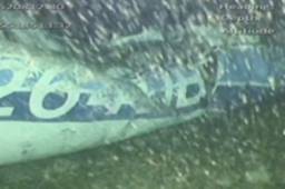 La cadena Sky Sport reportó la recuperación el cuerpo visto en el avión que está en el fondo del Canal de la Mancha. En las próximas horas se confirmará si es Emiliano Sala o el piloto David Ibbotson.