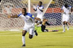 El delantero Romell Quioto anotó el último gol de Honduras frente a El Salvador en el triunfo 2-0 en la eliminatoria rumbo al Mundial de Rusia. Foto Archivo DIEZ
