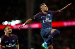 El crack del PSG, Neymar, es perseguido por el Real Madrid pero aduce que en Francia es feliz.