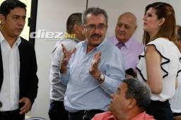 Guzmán suple a Selim Canahuati como nuevo presidente de la Liga Nacional. Foto: Neptalí Romero.