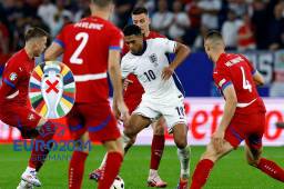 Serbia amenaza con irse de la Eurocopa por unos cánticos durante el Croacia-Albania.