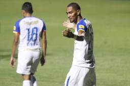 El delantero Jerry Bengtson anotó el primer gol del Olimpia.