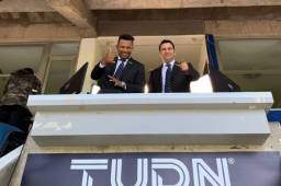 El ex futbolista hondureño, Carlos Pavón, hizo un llamado a los hondureños para luchar y evitar el contagio del coronavirus. Foto cortesía