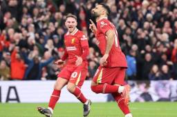 Manchester City sigue en crisis y el Liverpool se consolida en la cima de la Premier League. Foto: EFE