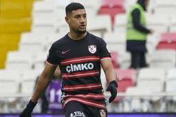 Bryan Acosta debutó con el Gaziantep FK en el empate 2-2 contra el Sivasspor de la Superliga de Turquía.