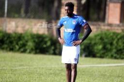 Johnny Palacios recibió el alta médica y ya comenzó a hacer fútbol con Olimpia. Foto DIEZ