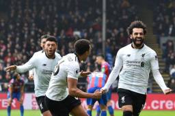 Mohamed Salah llegó a 29 goles en la temporada y le sacó cuatro de ventaja a Harry Kane.