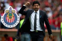 José Saturnino Cardozo es nuevo técnico de las Chivas de la Liga MX.