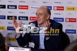 Fabián Coito destaca que la Selección Nacional mereció la victoria en todo momento. FOTO: Neptali Romero.