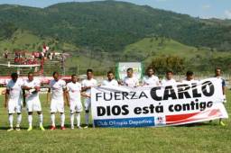 Así fue el mensaje que enviaron los jugadores del Olimpia al delantero Carlo Costly quien perdió a su madre este martes. Foto Samuel Zelaya