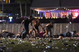Fueron al menos unos cinco minutos de fuego abierto contra las personas que disfrutaban de un concierto en Las Vegas.