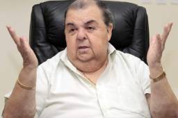 El presidente del Olimpia, Rafael Ferrari, confirmó que trajeron a Carlos Restrepo porque es un entrenador que trabaja con jóvenes. Foto DIEZ