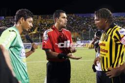 Raúl Castro es el encargado de impartir justicia este sábado en el clásico sampedrano.