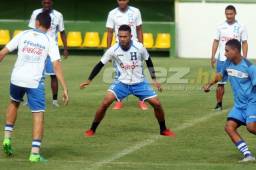 El Chino Discua dice que el sueño del grupo es ir al Mundial de Rusia 2018 y no piensan ceder más terreno. Foto Juan Salgado