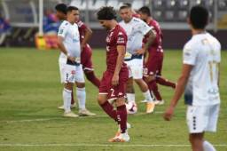 Roger Rojas y el Cartaginés no pudieron en su visita a Saprissa y cayeron derrotados 4-1 y suman su tercer juego sin lograr victoria en Costa Rica.