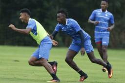 Lozano y Quioto podrían jugar el viernes, Elis iría a la banca por la presencia de Carlo Costly.