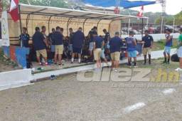 Los jugadores del INFOP lograron solucionar el problema antes del inicio de la final de ida.