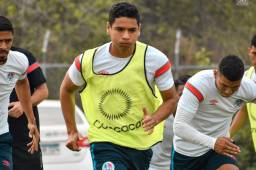 Carlos Pineda está en etapa de recuperación tras una lesión de rodilla.