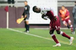 Rubilio Castillo vio acción con el Saprissa en duelo ante San Carlos por la Liga de Costa Rica.