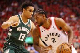 Raptors y Bucks disputarán el quinto juego de la eliminatoria este jueves.