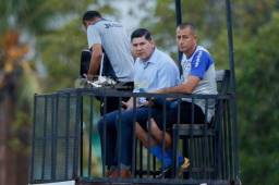 Arnold Cruz llegó tarde al primer entrenamiento de Honduras ya que resolvía problemas personales. Foto Neptalí Romero.