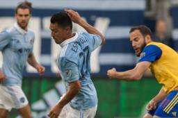 Roger Espinoza jugó los 90 minutos del empate del Sporting Kansas ante el Impact.