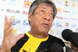 El entrenador del Real España, Ramón Maradiaga, dice que no sabe si continuará en el equipo aurinegro porque no es decisión de él si no de la directiva.