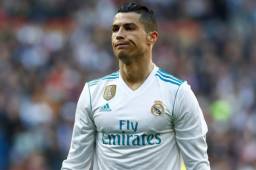 Cristiano Ronaldo rechazó una jugosa oferta de China y se inclinaría más por la propuesta deportiva de la Juventus. Foto AFP