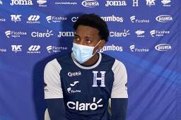 Bryan Róchez durante la conferencia de prensa de este martes con la Selección de Honduras.