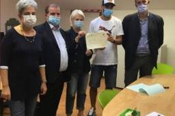 Luis Suárez pasa examen de italiano para obtener pasaporte y su fichaje por la Juventus es casi un hecho.