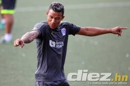 Luis Garrido expresa que los jugadores del Olimpia solo piensan en un triunfo ante Real España para buscar el primer lugar de las vueltas. Foto Juan Salgado