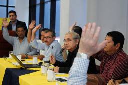 Liga Nacional y Policía Nacional se encuentran reunidos para definir si la final se juega o no con afición. Foto DIEZ