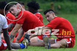 Lionel Messi y Dani Alves fueron compañeros ocho años en el Barcelona.