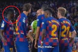 Dembélé se fue expulsado por arremeter contra el árbitro Mateu Lahoz.