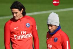 Cavani y Neymar durante el entrenamiento del PSG.
