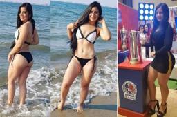 La guapa modelo disfrutó en la playa mostrando sus curvas en una candentes fotos que compartió con sus seguidores en las redes sociales.