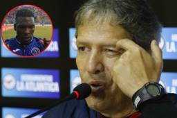 Carlos Restrepo descarta la llegada de Javier Estupiñán y anuncia que contratarán dos refuerzos más.