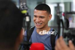 Kervin Arriaga se fue feliz por la clasificación de Honduras a la Copa Oro 2025. Foto: Emilio Flores.