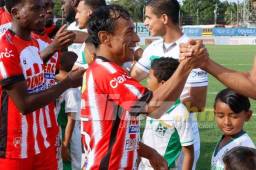 Javier Portillo espera que el Vida se salve del descenso en Liga Nacional.