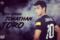 Así presentó La Académica de Coimbra al delantero Jonathan Rubio.