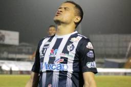 Roger Rojas quedó fuera del Cartaginés pero podría tener dos ofertas en el ruedo costarricense.