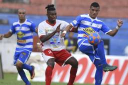 El Victoria logró salir del sótano tras vencer al Arsenal de Roatán. Foto Javier Rosales