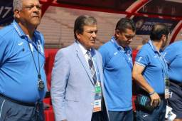 El entrenador de Honduras, Jorge Luis Pinto, logró llevar a Honduras a la conquista de su cuarta Copa Centroamericana en la historia. Foto Roberto Claros, enviado
