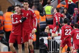 Cerrando bocas: el fichaje más caro de la historia anotó su primer gol con el Liverpool tras 6 meses de su llegada