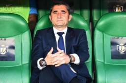 Ernesto Valverde seguiría en el banquillo del Barcelona para el siguiente curso.