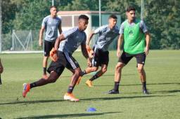 Antony 'Choco' Lozano ya realizó su primer entrenamiento con el Cádiz. Foto cortesía.