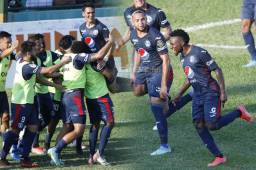 ¡Éxtasis azul! Motagua saca su casta y sepulta al Marathón con goleada en el Yankel para afianzarse en liguilla