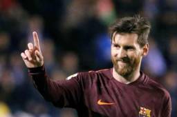 Tres goles hizo Messi en el juego de hoy ante el Deportivo y le dio el título al Barcelona en la Liga.